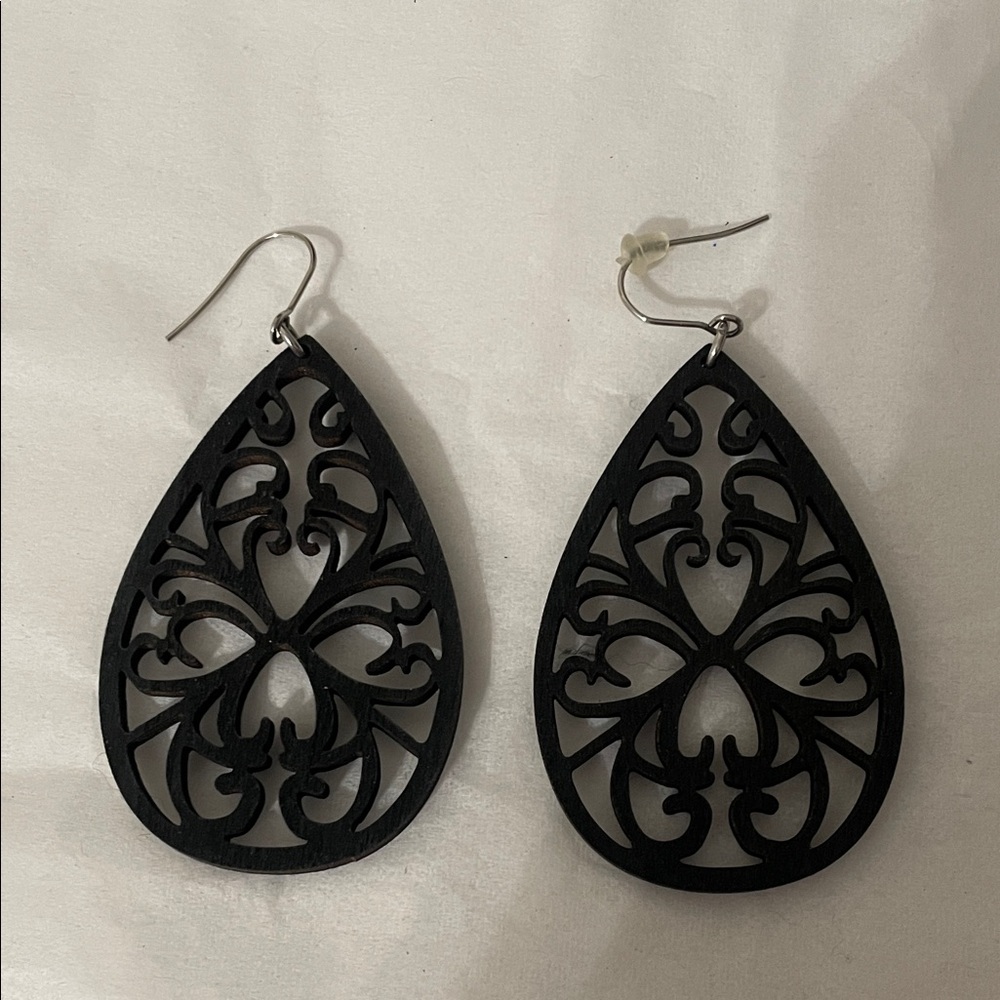 Wood Black Teardrop Filigree Earrings